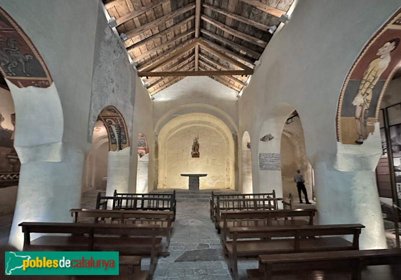 Boí - Església de Sant Joan de Boí. Interior (Foto: Albert Esteves, 2023) Boí - Església de Sant Joan de Boí. Interior