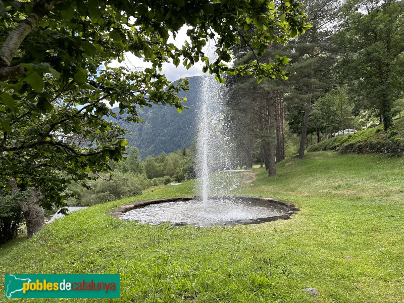 Boí - Caldes de Boí. Fonts i jardins (Foto: Albert Esteves, 2023) Boí - Caldes de Boí. Fonts i jardins