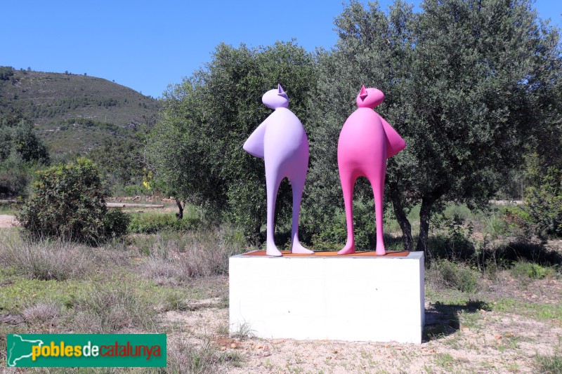 La Ràpita - Parc d'Escultures. <i>Box of birdsa</i> (Giles Penny)