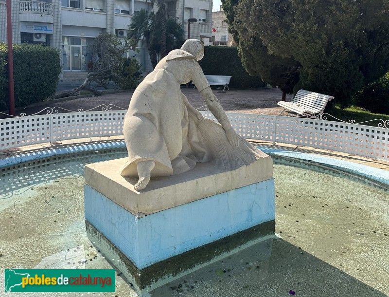 Escultura <i>Arrossaire de l'Ebre amb ramàs</i>