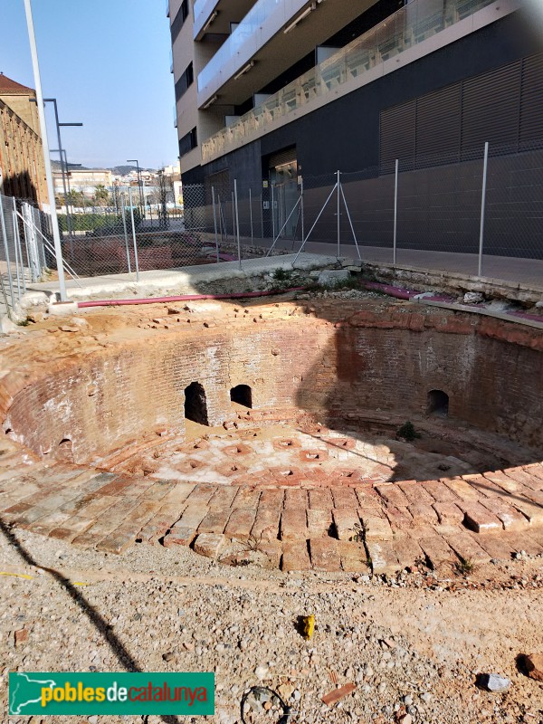 L'Hospitalet de Llobregat - Fàbrica Cosme Toda (ANNA) (6)