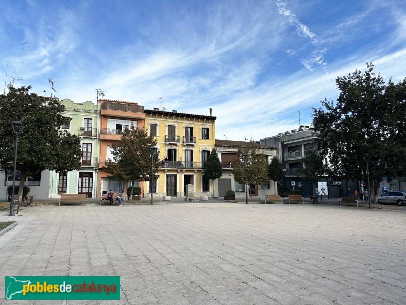 Llinars del Vallès - Plaça de Caritg