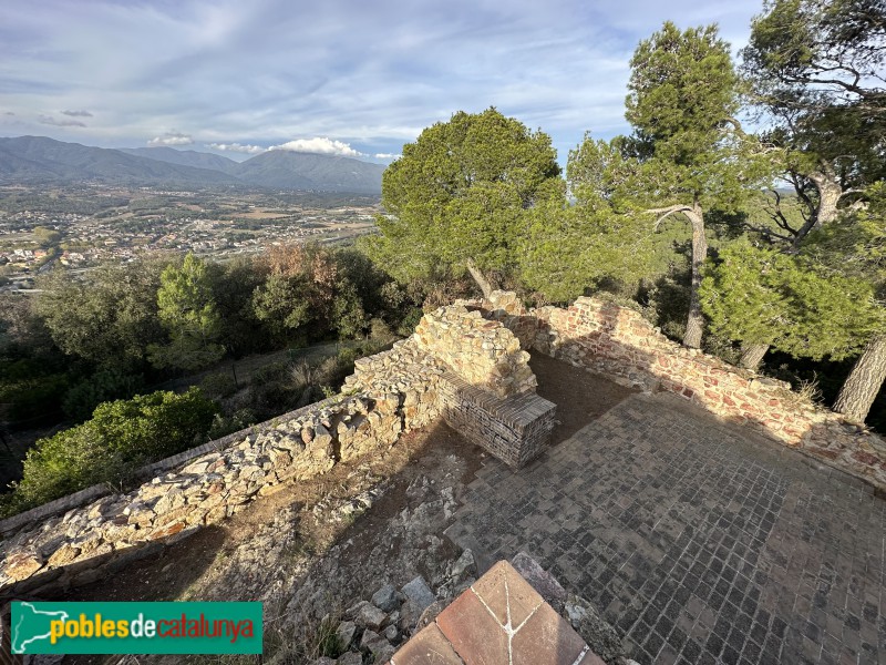 Llinars del Vallès - Castell Vell del Far