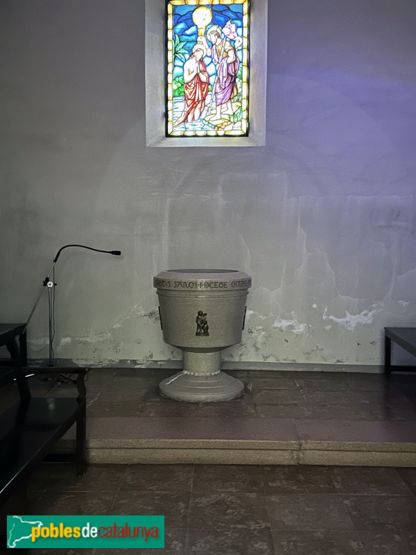 Santa Eulàlia de Ronçana - Església de Santa Eulàlia. Baptisteri