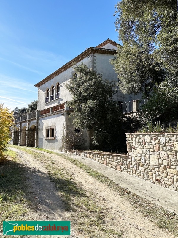 Santa Eulàlia de Ronçana - Can Tries