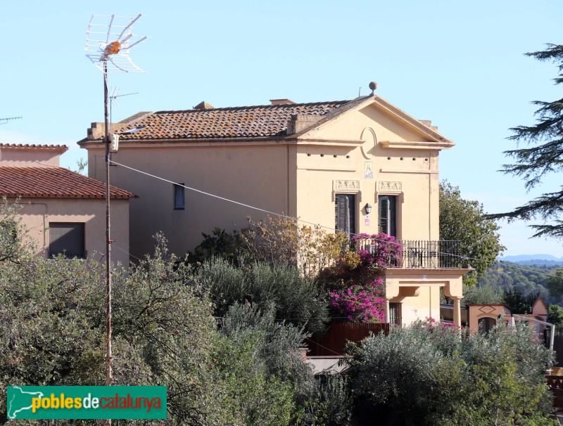 Santa Eulàlia de Ronçana - Torre del Doctor Vázquez