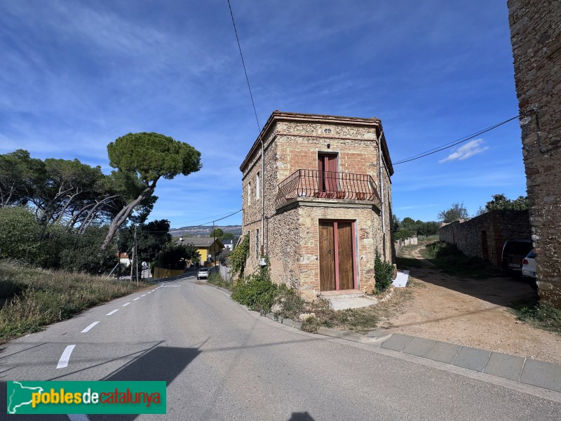 Santa Eulàlia de Ronçana - Can Barnils