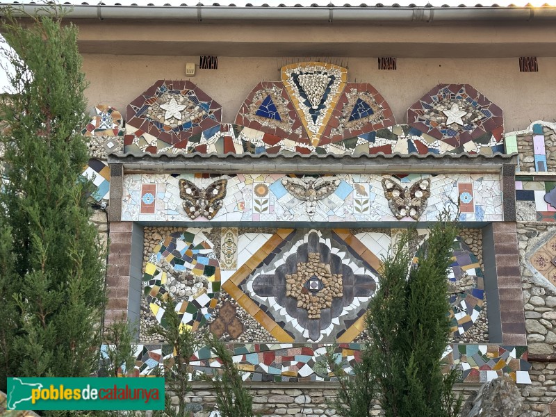 Santa Eulàlia de Ronçana - Casa al carrer Fonts del Llobregat