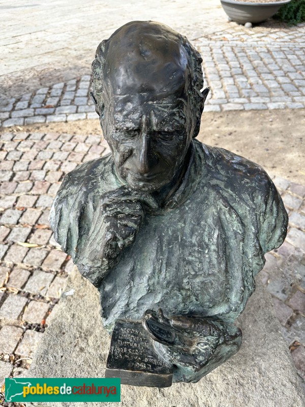 Sant Cugat del Vallès - Monument a Miquel Cabanas Alibau