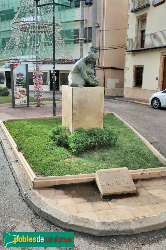 Alcanar - Monument a la dona canareva