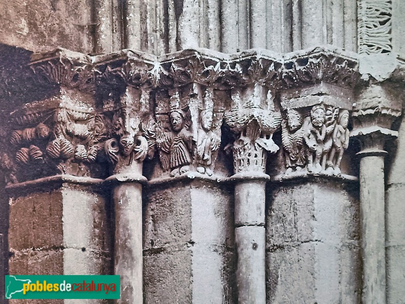 Església de Santa Maria del Pi. Porta de l'Avemaria