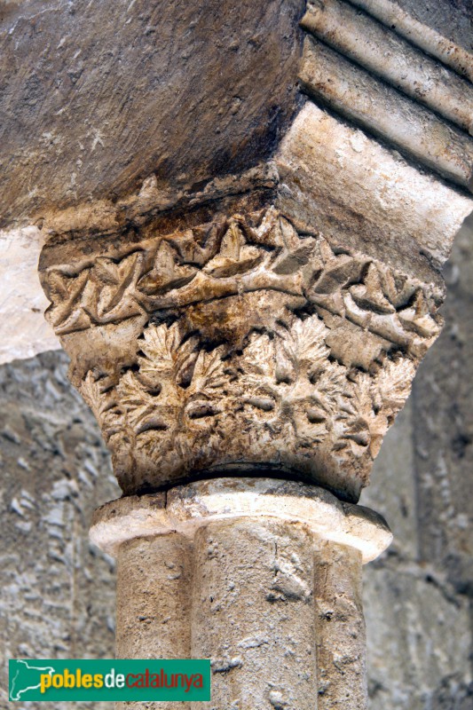 Vilafranca del Penedès - Claustre de Sant Francesc. Capitell