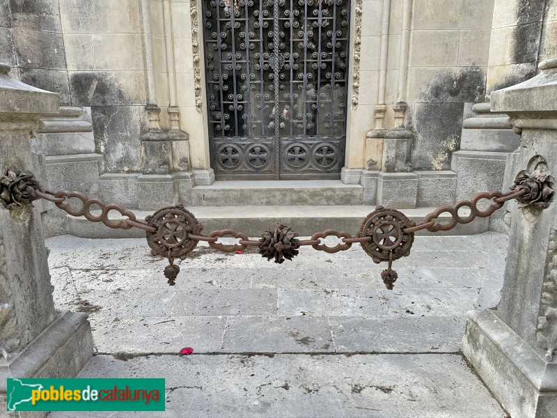 Vilafranca del Penedès - Cementiri. Panteó Antoni Jané (Foto: Albert Esteves, 2024) Vilafranca del Penedès - Cementiri. Panteó Antoni Jané