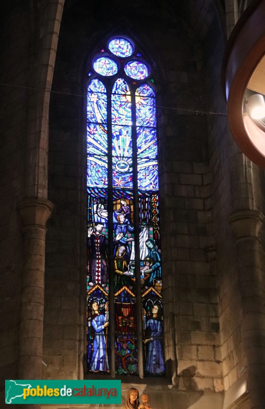 Vilafranca del Penedès - Basílica de Santa Maria. Vitrall central