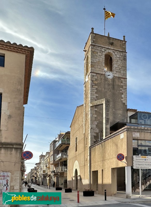 Ulldecona - Carrer Major (Foto: Albert Esteves, 2024) Ulldecona - Carrer Major