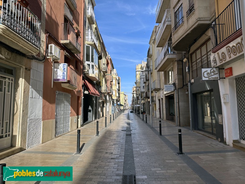 Ulldecona - Carrer Major (Foto: Albert Esteves, 2024) Ulldecona - Carrer Major