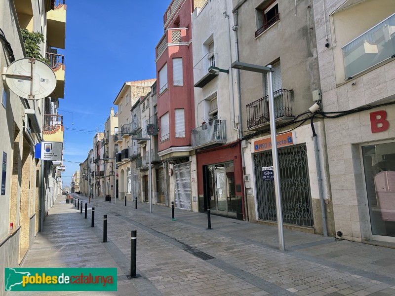 Ulldecona - Carrer Major (Foto: Albert Esteves, 2024) Ulldecona - Carrer Major