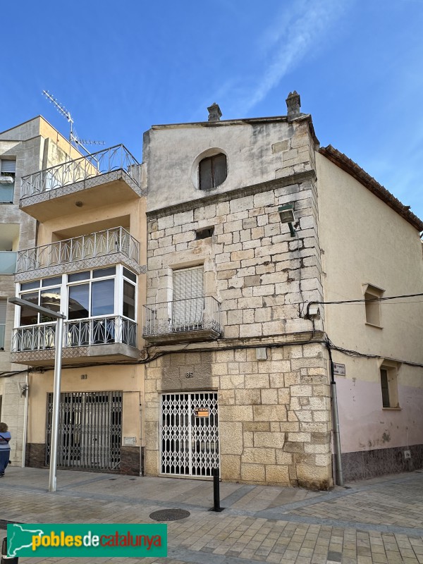 Ulldecona - Carrer Major (Foto: Albert Esteves, 2024) Ulldecona - Carrer Major