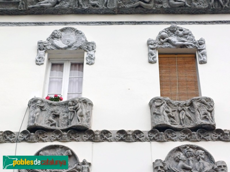 Santa Coloma de Gramenet - Casa dels Nins