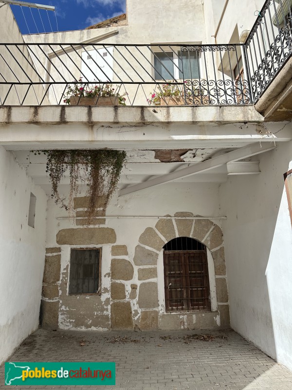 La Sénia - Carrer Major, 16