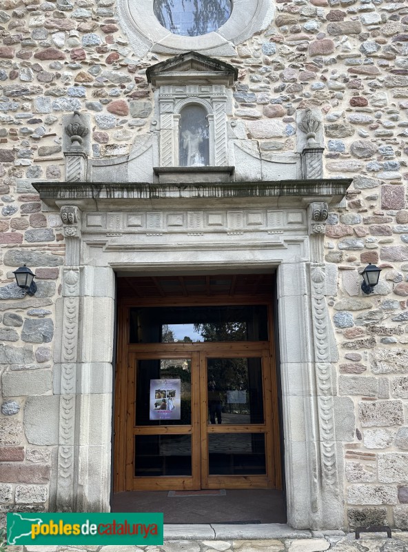 Lliçà de Vall - Església de Sant Cristòfol. Portada renaixentista