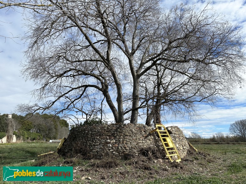 Lliçà de Vall - Pou de glaç de Can Coll