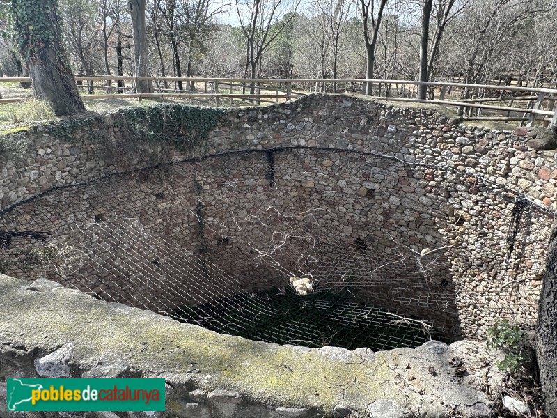 Lliçà de Vall - Pous de glaç de Can Gurri