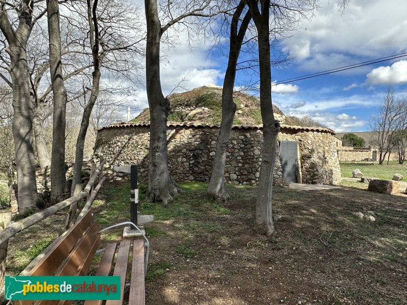 Lliçà de Vall - Pous de glaç de Can Gurri