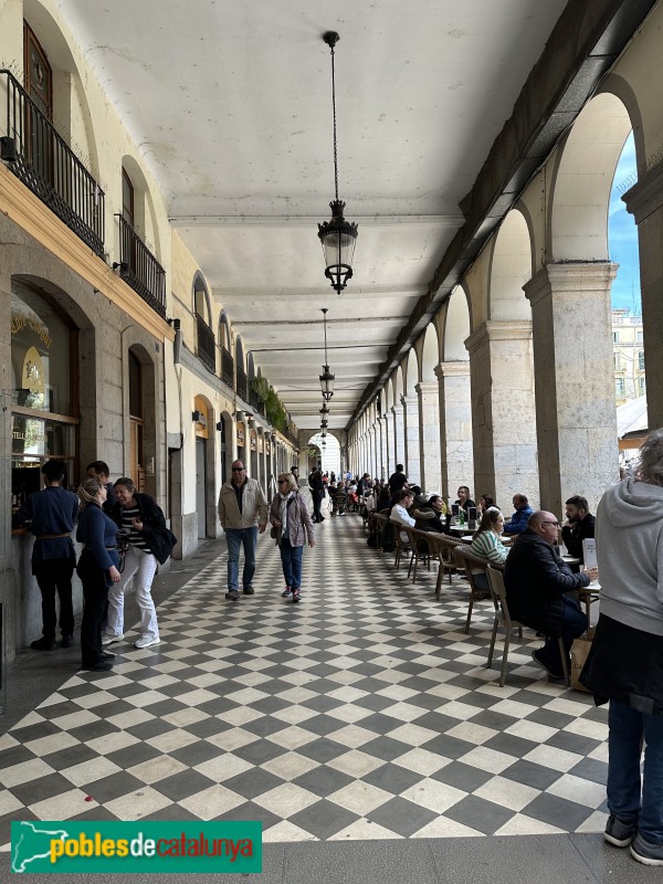 Girona - Plaça de la Independència