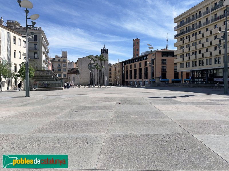 Girona - Plaça U d'Octubre (Foto: Albert Esteves, 2024) Girona - Plaça U d'Octubre