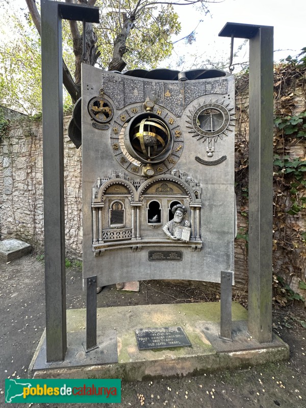 ‏Girona - Museu d'Història dels Jueus. Escultura de Frank Meisler