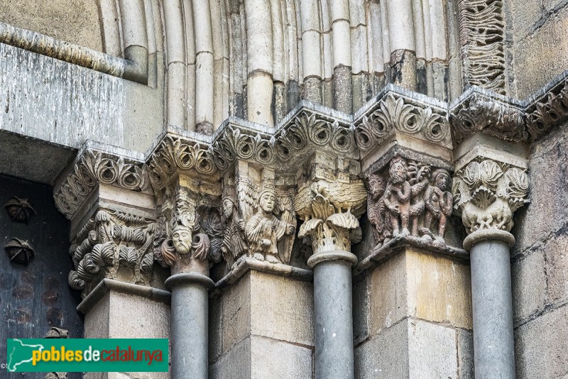 Església de Santa Maria del Pi. Porta de l'Avemaria