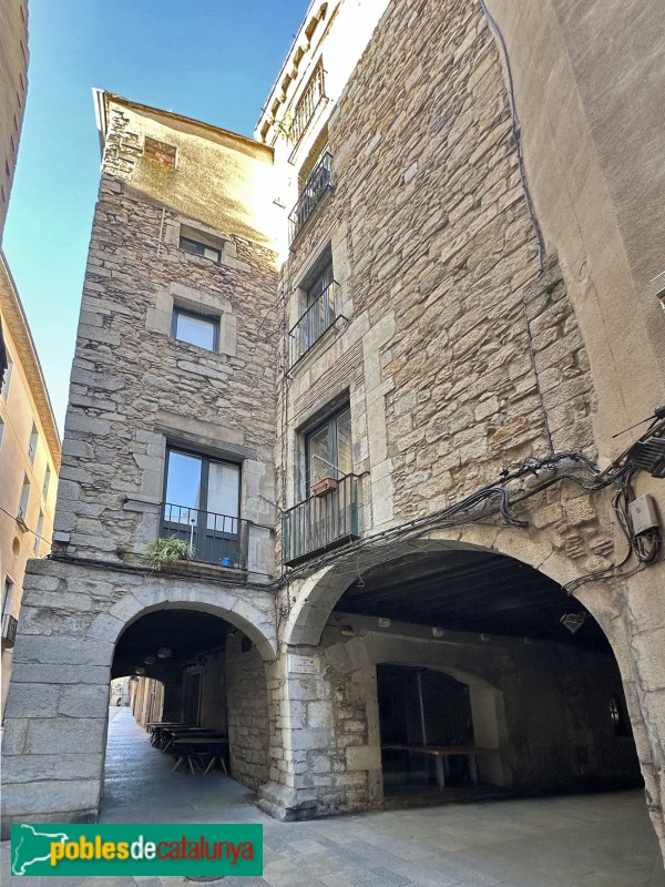 Girona - Casa porxada de les Ferreries Velles