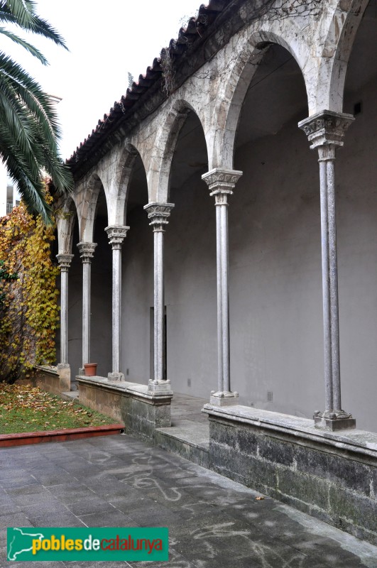 Girona - Casa Solterra. Antic claustre de Sant Francesc