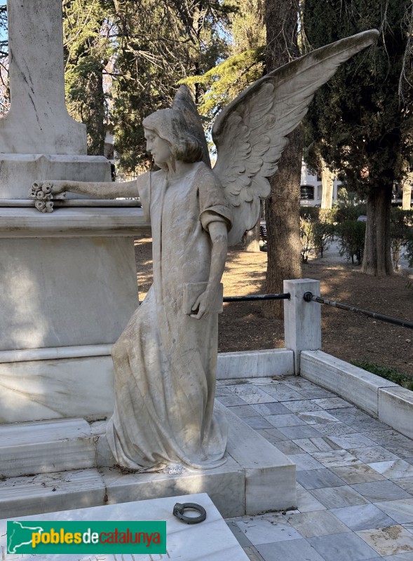 Sant Sadurní d'Anoia - Cementiri. Sepulcre Rossell