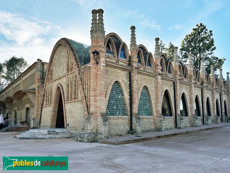 Sant Sadurní d'Anoia - Caves Codorníu. Pavelló d'Expedicions