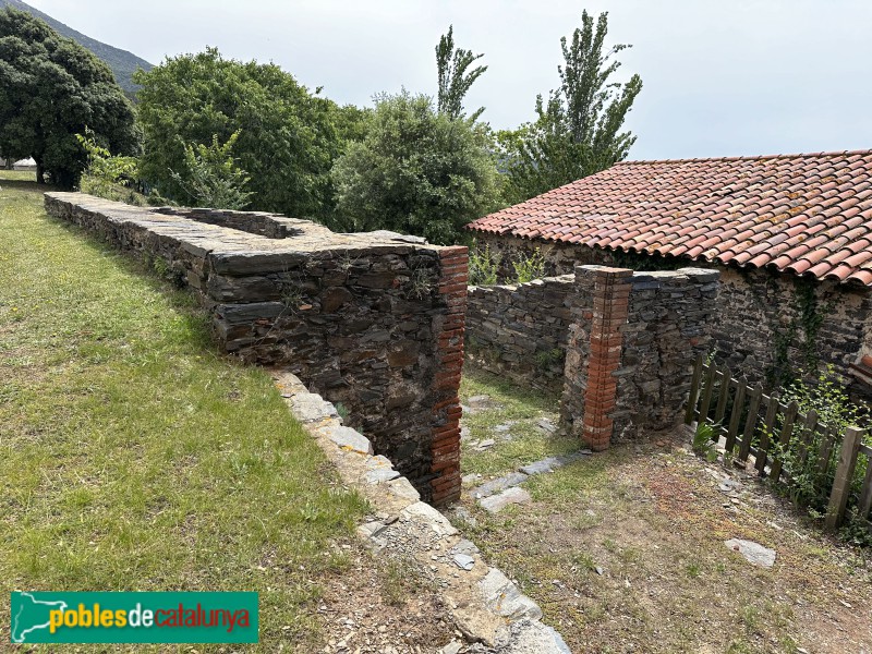 Montseny - Restes de l'ermita de Santa Anastàsia