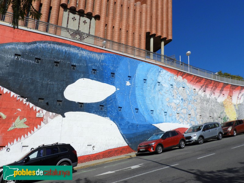 Barcelona - Mural <i>El Carmel mossega</i>