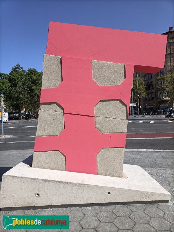 Barcelona - Escultura <i>Pink Barcino</i>