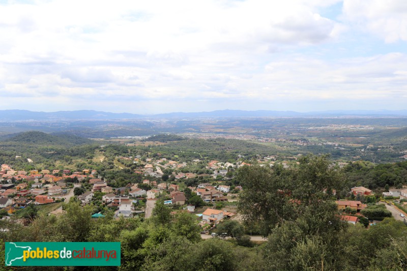 Bigues i Riells del Fai - Castell de Montbui. Panoràmica des del castell