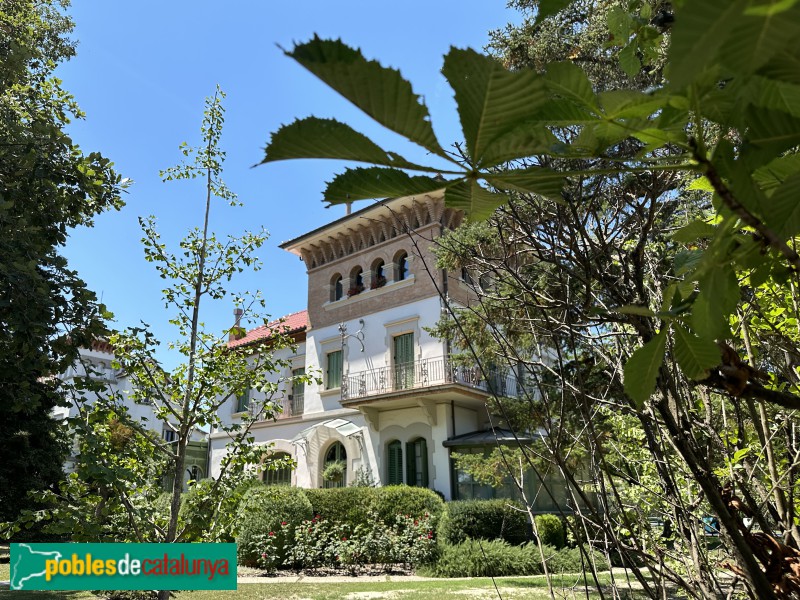 Tona - Casa Joan Llussà (Torre Ferrer Baulena)