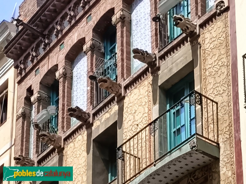 Barcelona - Marquès de Barberà, 24 (Casa Carlos de Llanza)