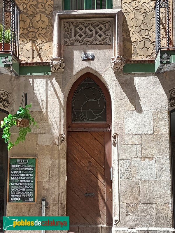 Barcelona - Marquès de Barberà, 24 (Casa Carlos de Llanza)