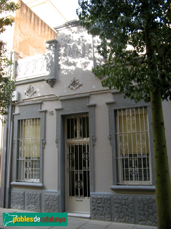 Barcelona - Passatge Madrona Piera (Foto: Albert Esteves, 2010) Barcelona - Passatge Madrona Piera