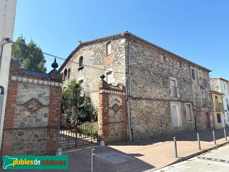 Bescanó - Casa al carrer de Dalt, 11