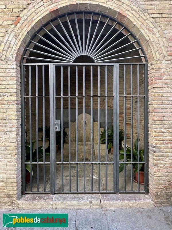 Cambrils - Font del carrer Major