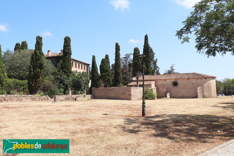 Cambrils - Mas d'en Bosch i església de Santa Maria