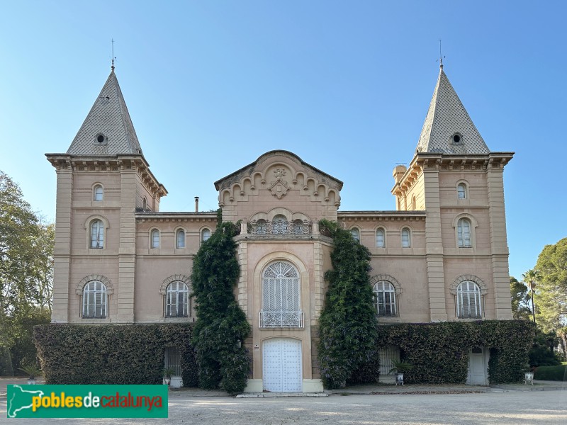 Cambrils - Parc Samà. Casa-palau. Façana principal