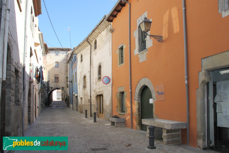 Anglès - Carrer d'Avall