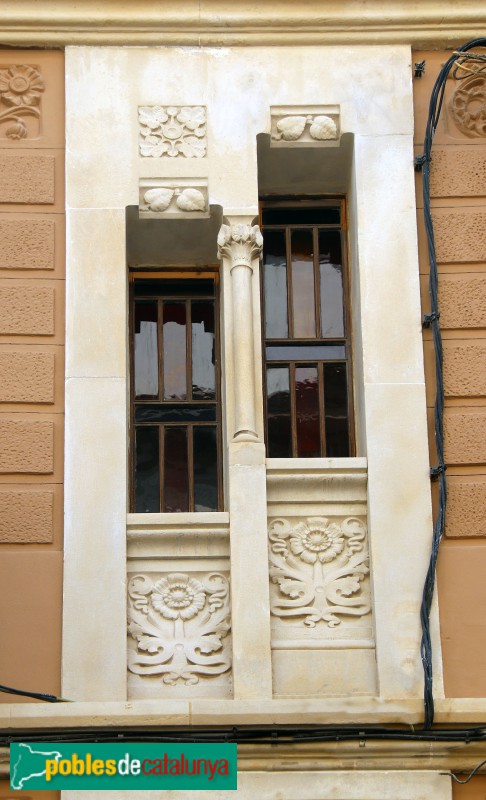 Reus - Carrer Llovera, 10 (Casa Tapiró)